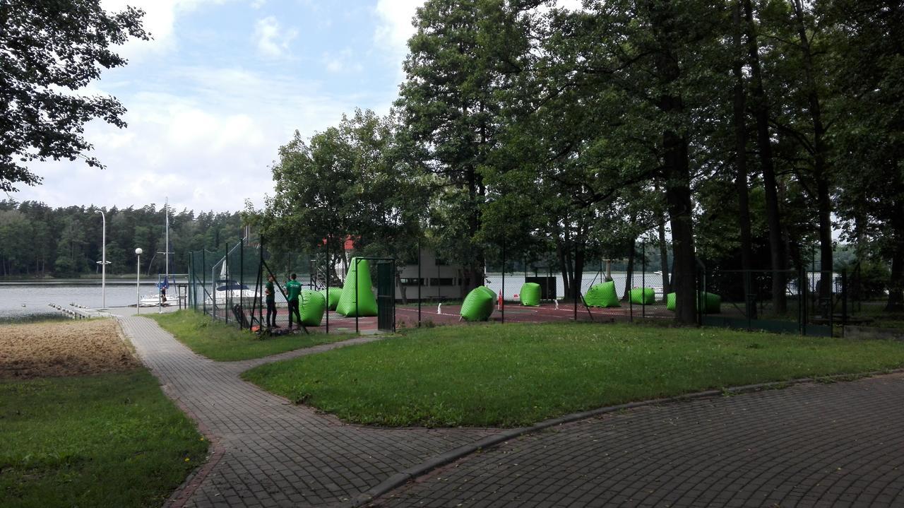 Osrodek Szkoleniowo - Wypoczynkowy Guzianka Hotel Ruciane-Nida Bagian luar foto