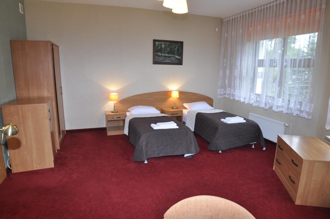 Osrodek Szkoleniowo - Wypoczynkowy Guzianka Hotel Ruciane-Nida Bagian luar foto
