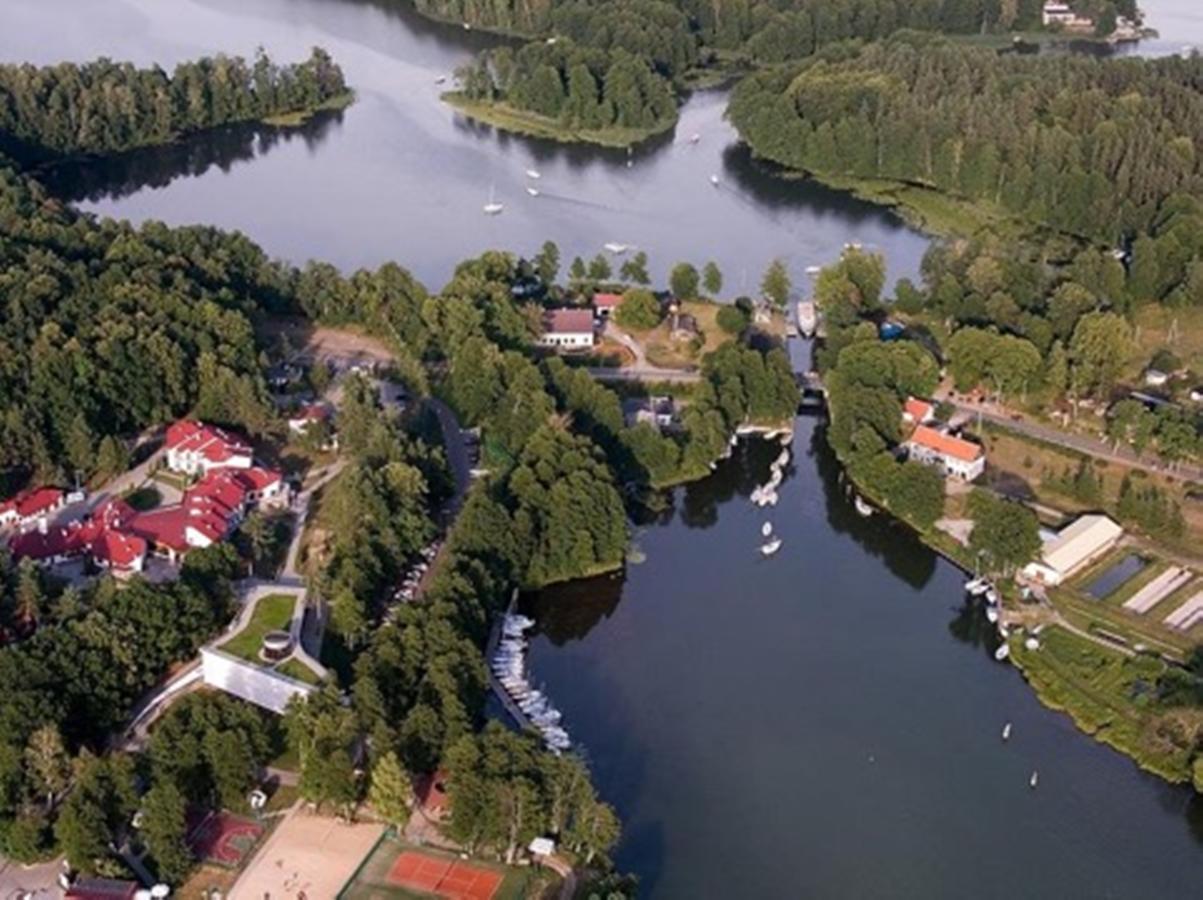 Osrodek Szkoleniowo - Wypoczynkowy Guzianka Hotel Ruciane-Nida Bagian luar foto