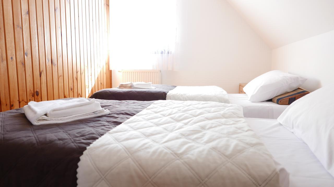 Osrodek Szkoleniowo - Wypoczynkowy Guzianka Hotel Ruciane-Nida Bagian luar foto